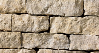 A light grey stone veneer with subtle warm tones perfect for any hardscape idea on the exterior or interior of any home or landscape.