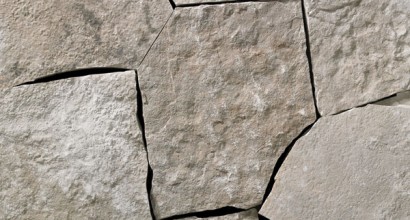 light grey webwall stone veneer perfect for any hardscape idea, whether applied to the exterior or interior of the home or landscape.