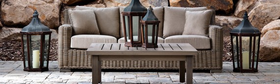 How to Clean Outdoor Furniture