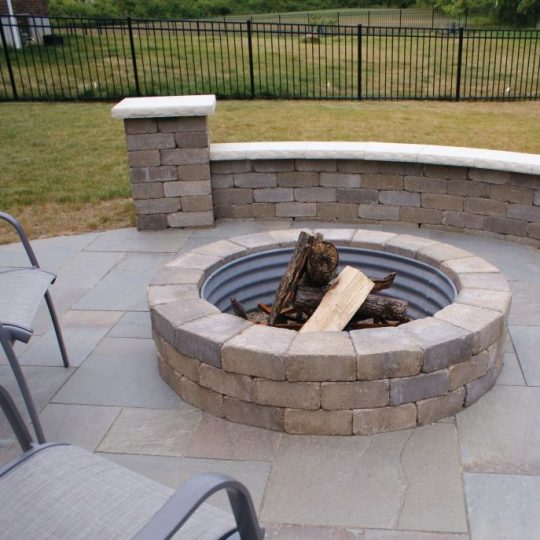 Bedford Tumbled Fire Pit